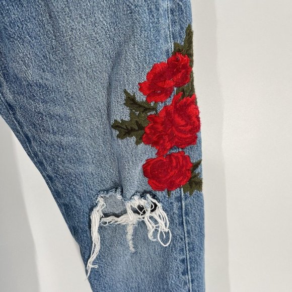 Levis 501 Jeans Embroidred Rose Distressed Sz 25 Straight Tapered - Picture 2 of 8